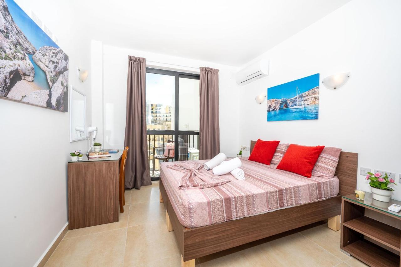 Sea Bliss Apartments With Terrace Just Off Seafront In St Paul'S Bay - By Getawaysmalta เซนต์พอลส์เบย์ ภายนอก รูปภาพ