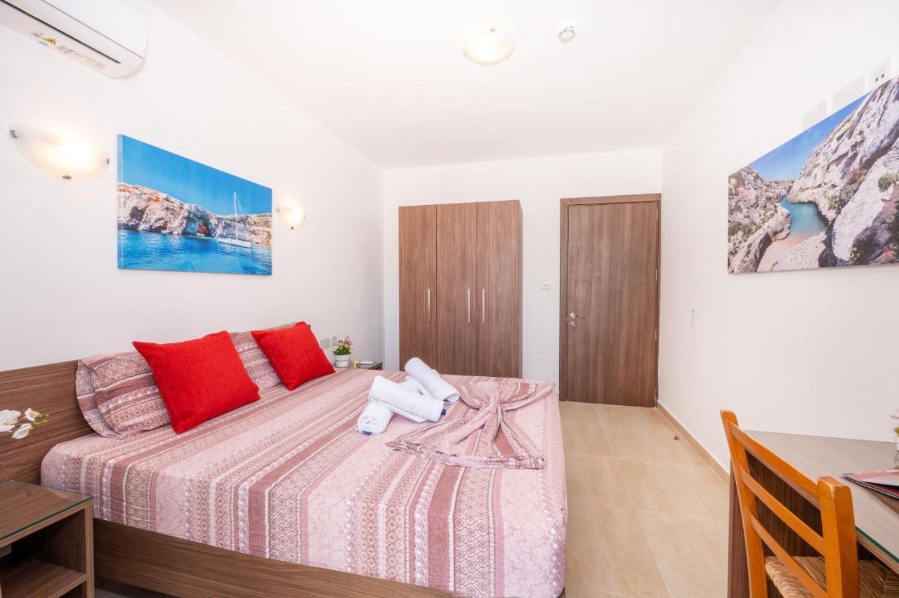 Sea Bliss Apartments With Terrace Just Off Seafront In St Paul'S Bay - By Getawaysmalta เซนต์พอลส์เบย์ ภายนอก รูปภาพ